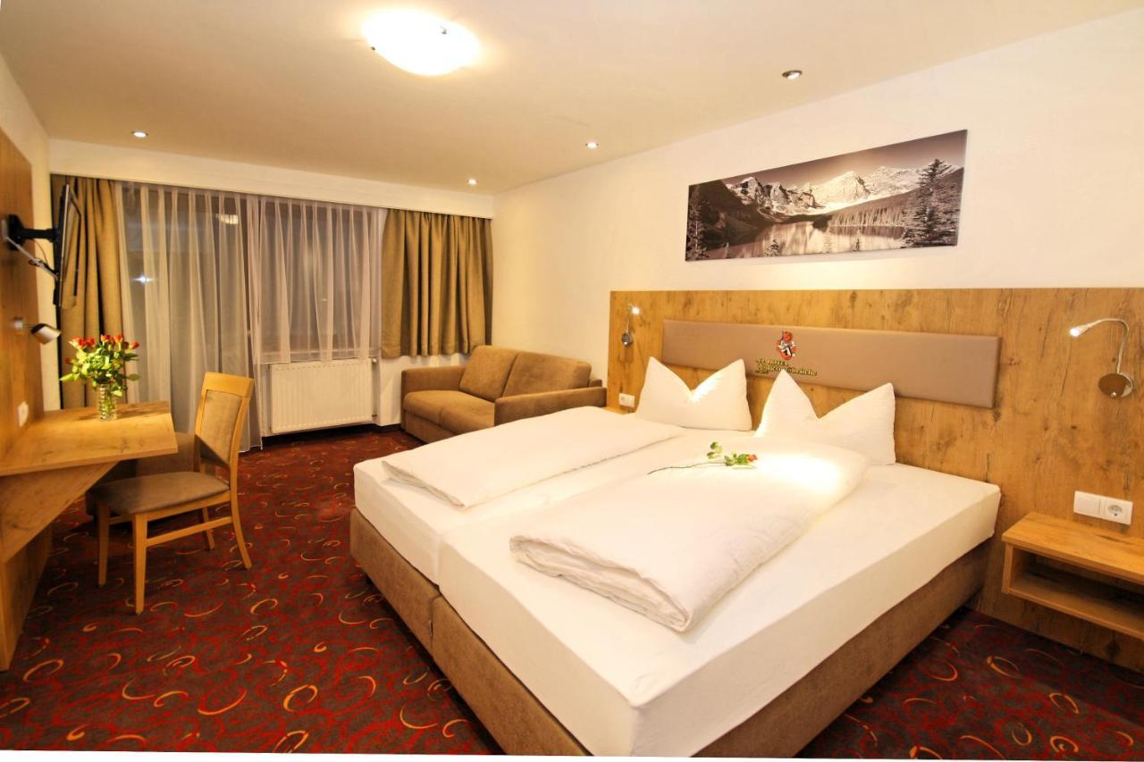 Hotel Kajetansbruecke Pfunds Luaran gambar