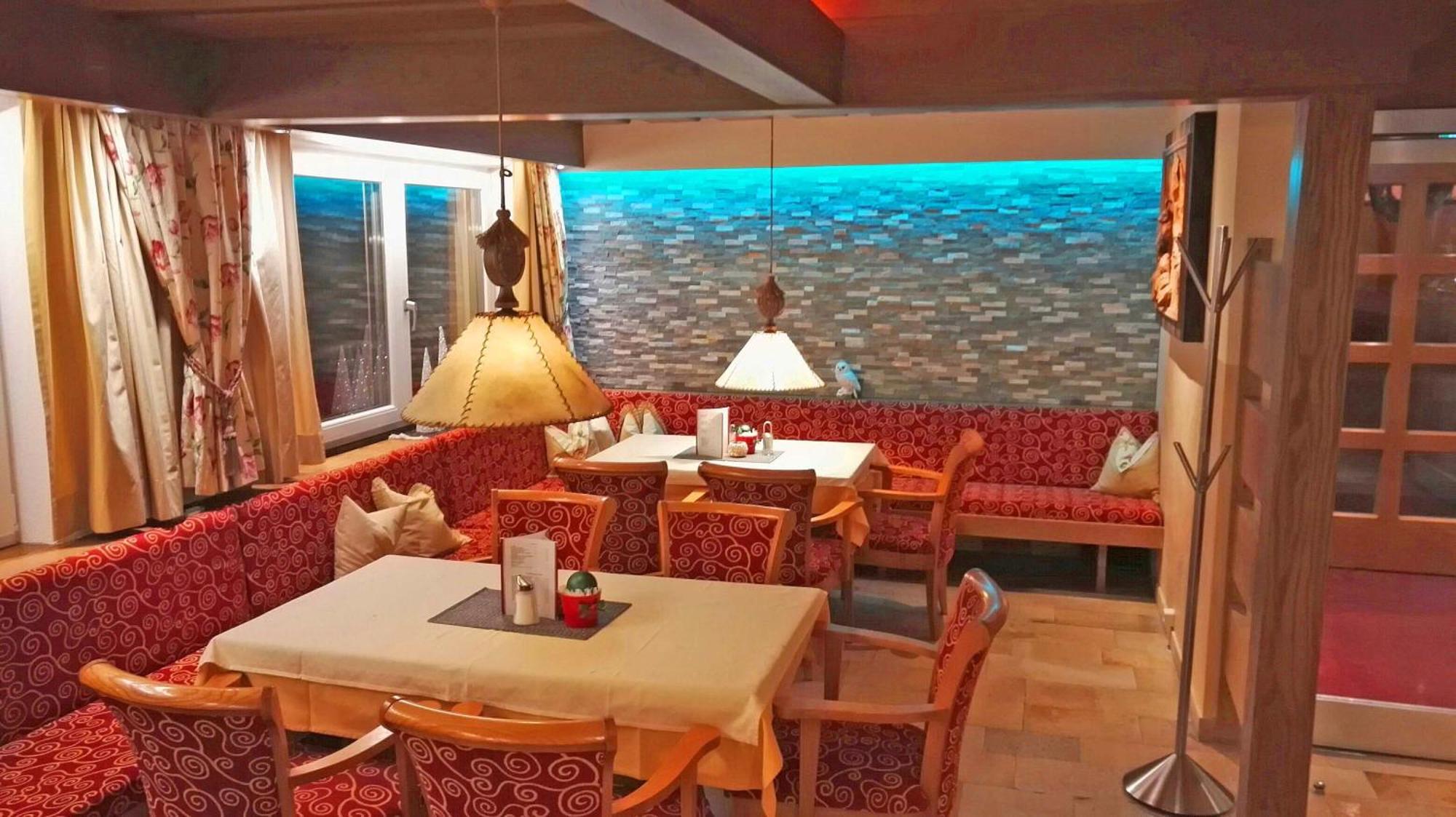 Hotel Kajetansbruecke Pfunds Luaran gambar